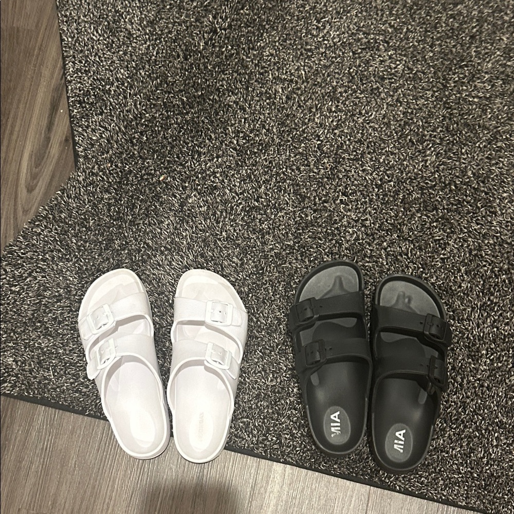 MIA Kids Black and White Sandals